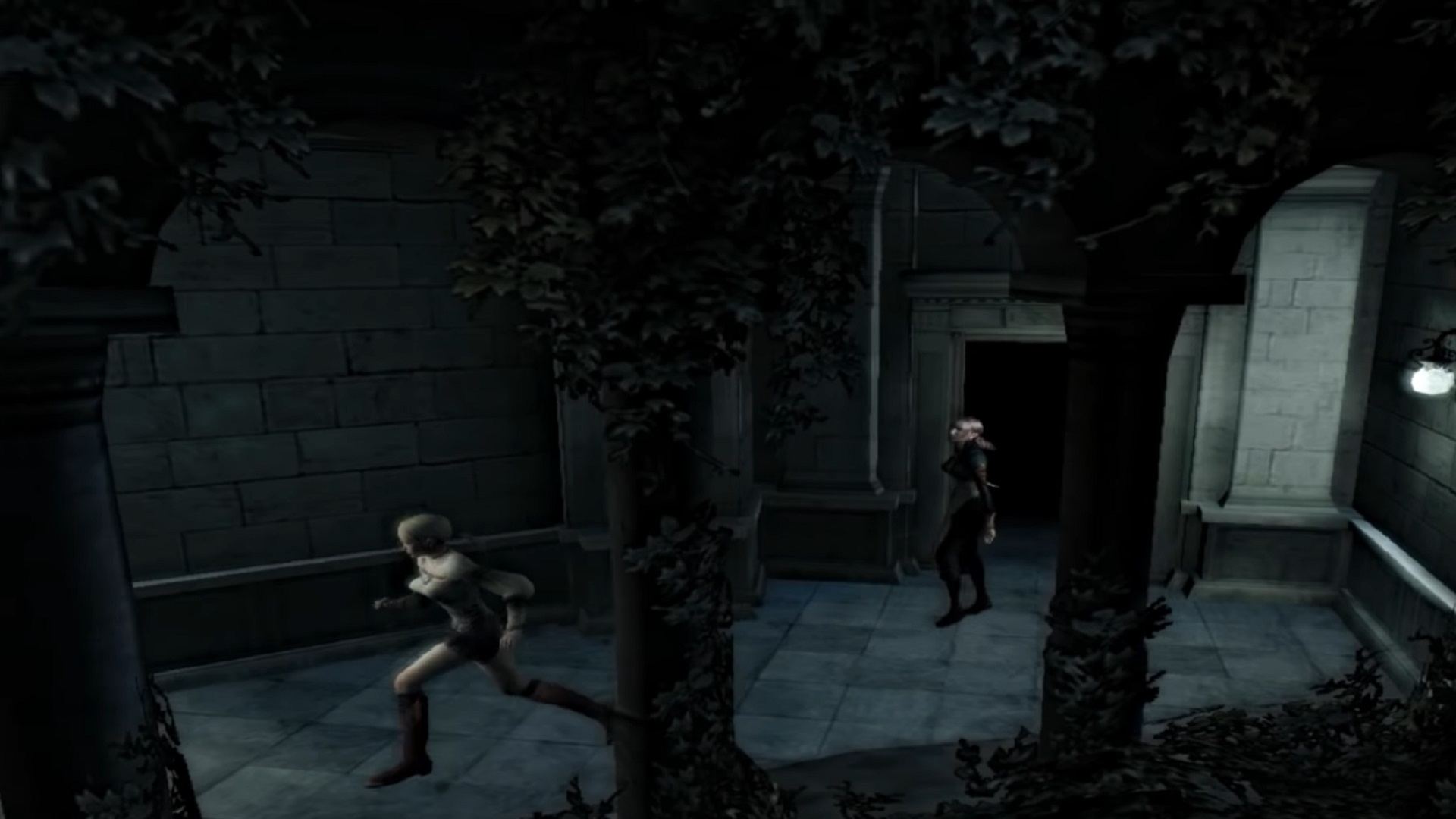 Terrifying Chase - Haunting Ground’s Clever Run-and-Hide Horror